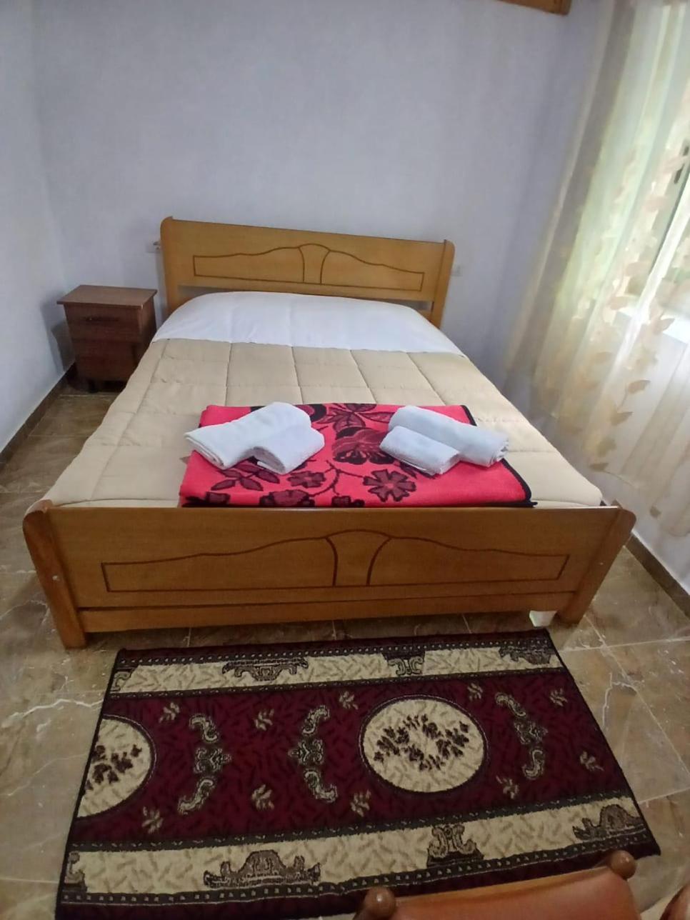 Bed and Breakfast Bujtina Milani à Shkodër Extérieur photo