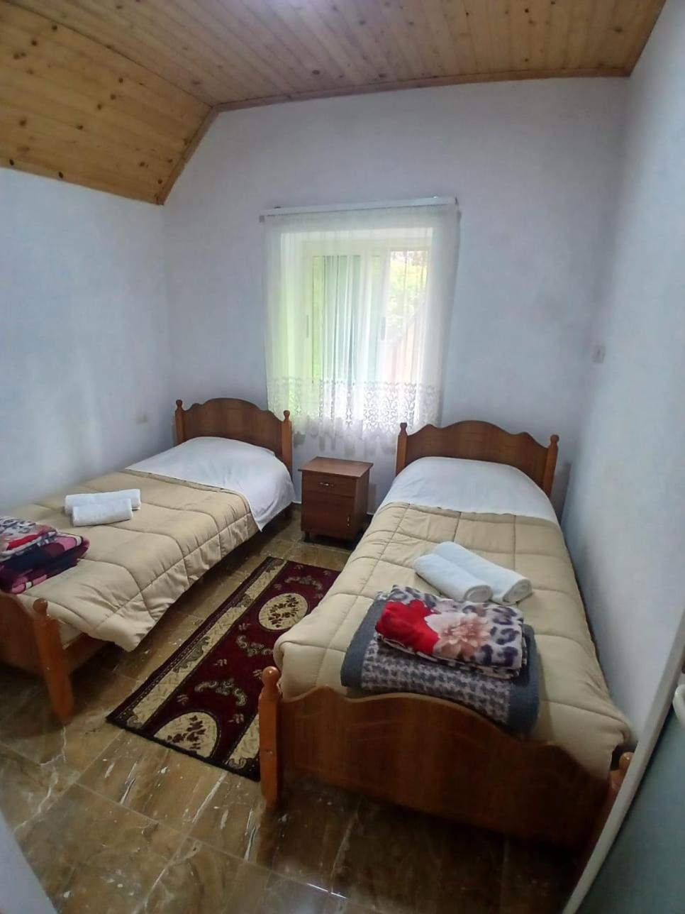 Bed and Breakfast Bujtina Milani à Shkodër Extérieur photo